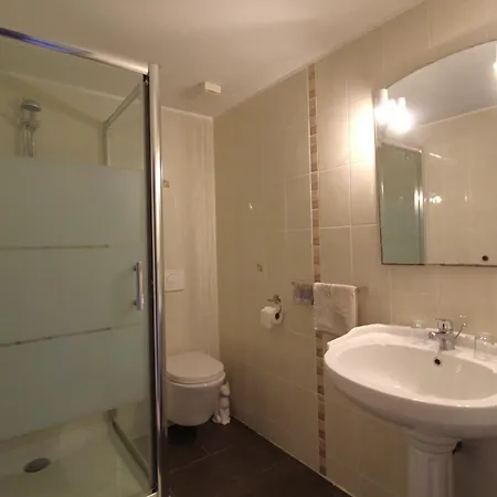 N4 Maison Dhotes De Charme B&B 3*